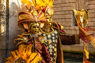 Mask models during Carnivale