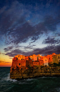 Polignano Amare